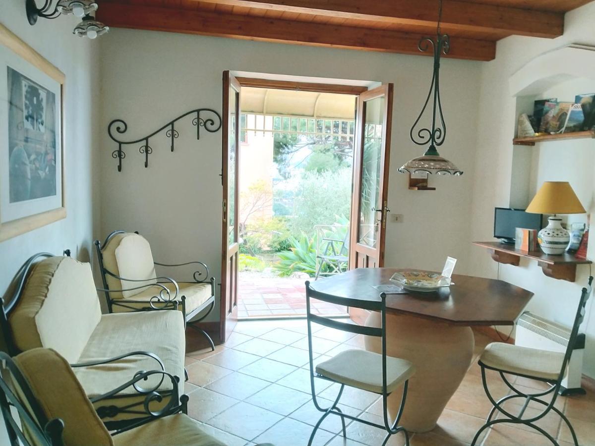 Villa Paladino Solunto Santa Flavia Exterior foto